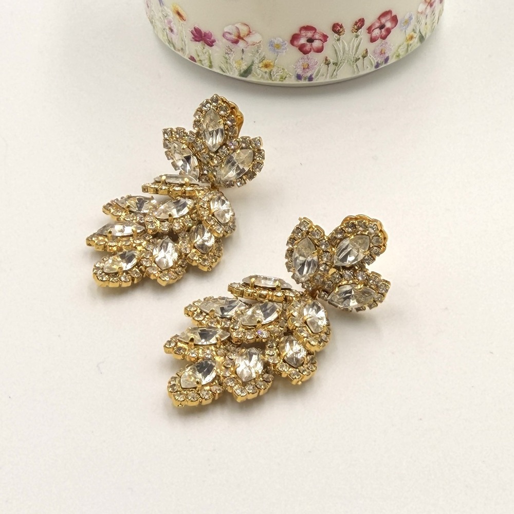 Swarovski Crystal Rhinestone Leaf Dangle Clip On Earrings Gold Tone Party